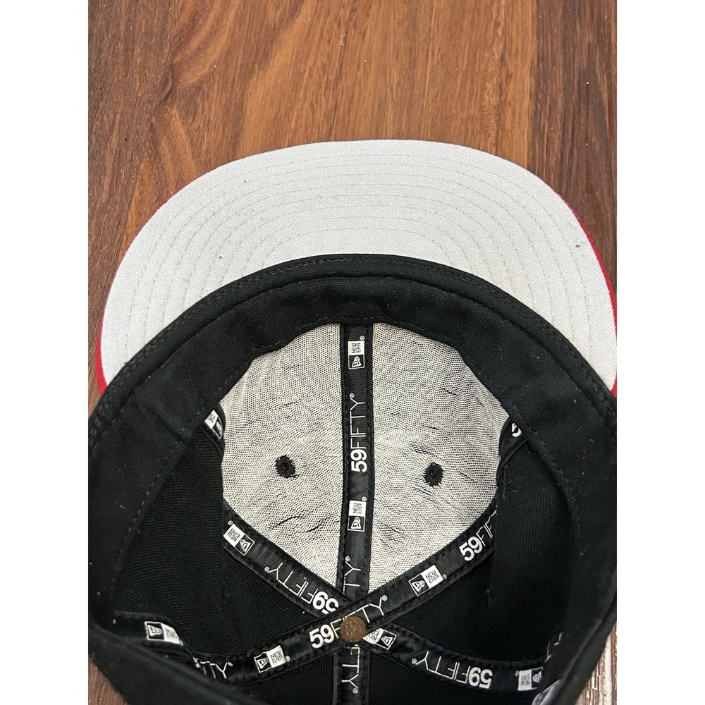 Miami Heat Back To Back Champions 2012-2013 Hat New Era 59Fifty 7 1/8‎ Black Red - Picture 14 of 14